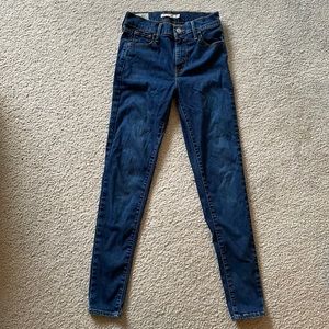 Levi’s 720 Dark wash jeans - Size 26
